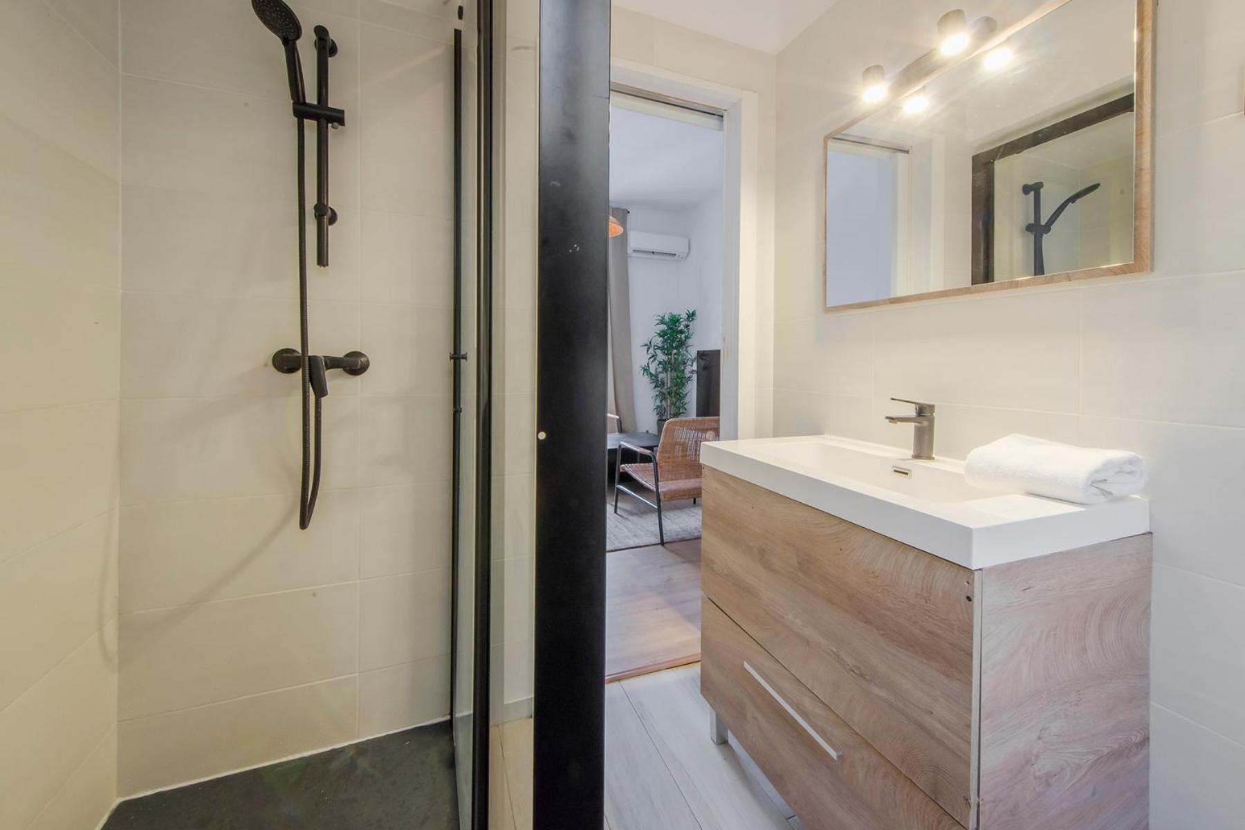 Aventura Y Tradicion En La Latina, Conoce Toledo 77 Apartment Madrid Bagian luar foto