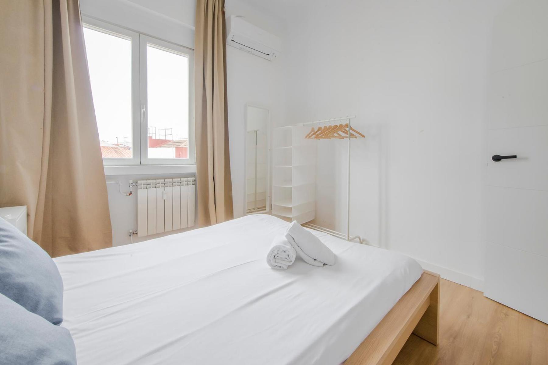 Aventura Y Tradicion En La Latina, Conoce Toledo 77 Apartment Madrid Bagian luar foto